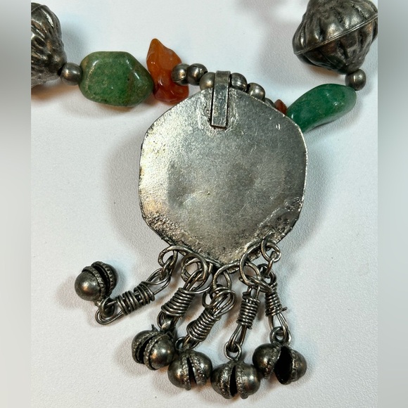 Vintage gemstone coin silver Hand Strung Beaded Necklace Bell Dangles - Picture 3 of 5